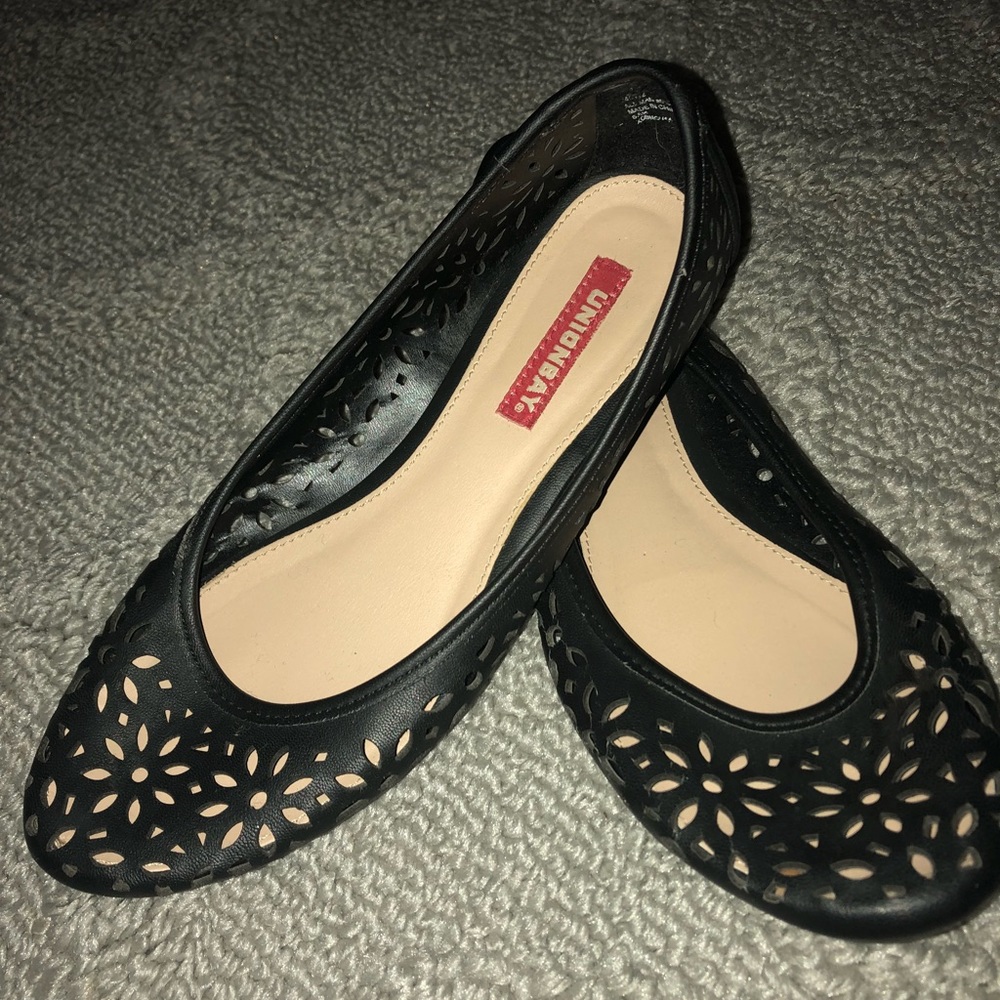 Black Flats